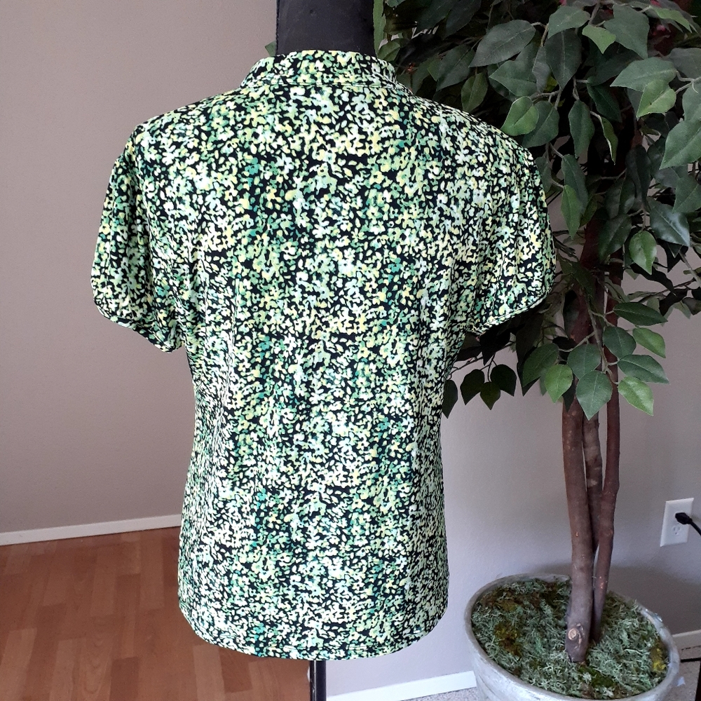 STYLE & COMPANY Green Ruffled V-Neck Top - Picture 3 of 7